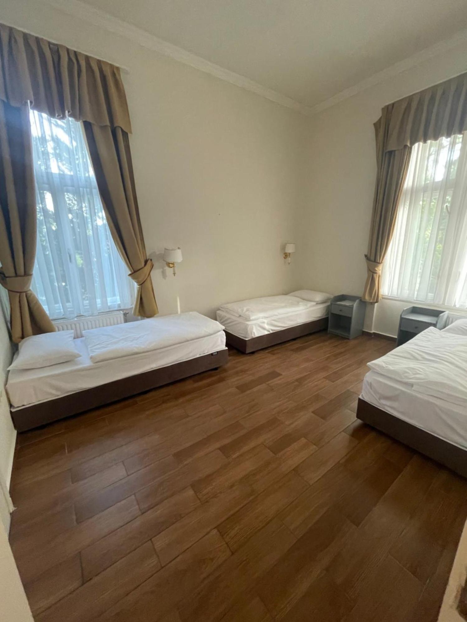 Dreibettzimmer